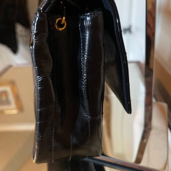 Chanel Vintage Diamond
Tip Single Chain Classic Flap - Picture 8 of 15